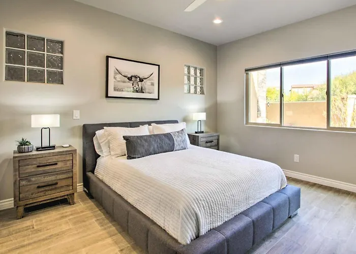 Walkable Townhome W/ Pool Access In Cave Creek! Holiday home *